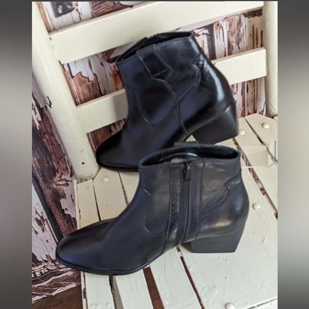 Seychelles Black Ankle Booties 8.5 New